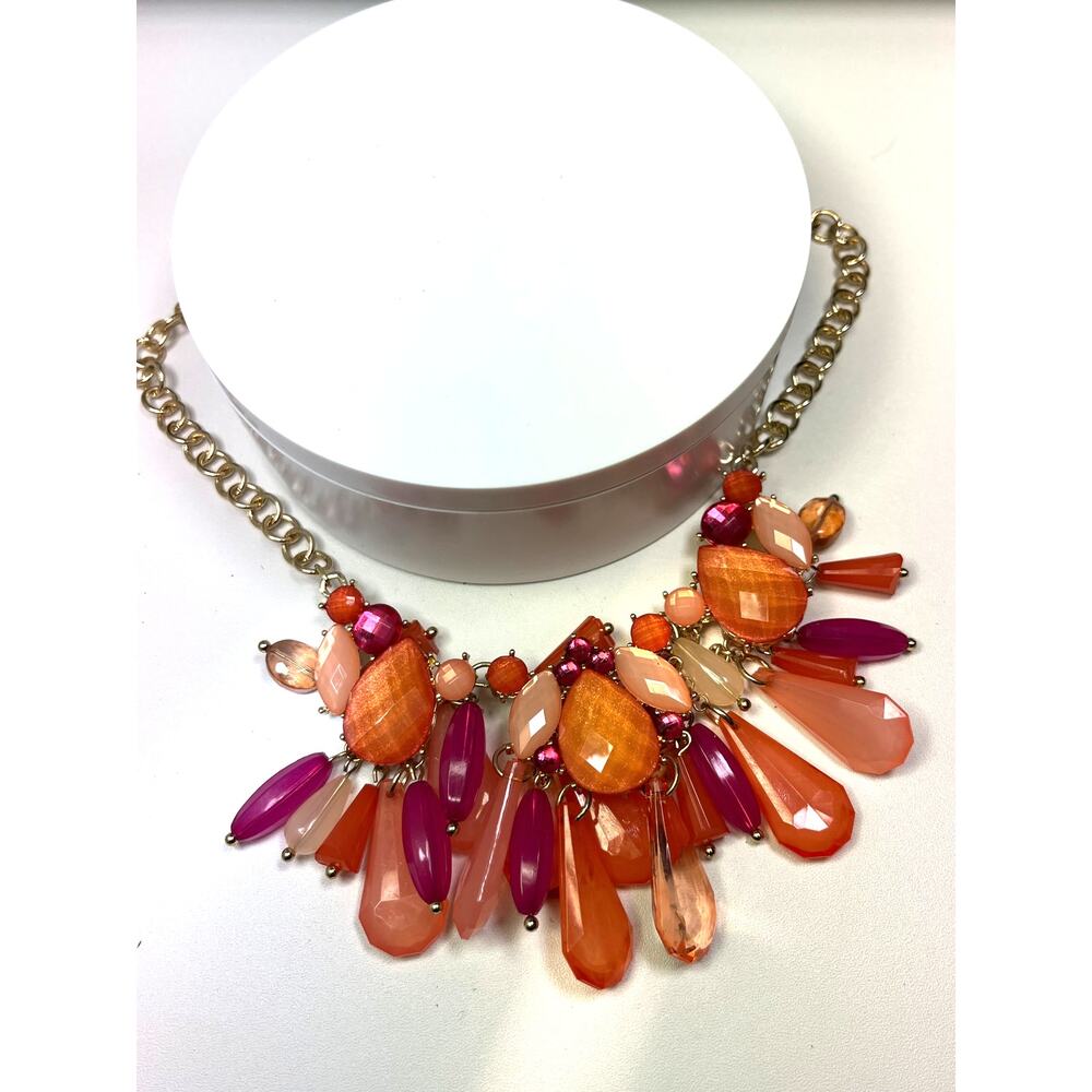 Fuchsia and Peach Statement Necklace Bold Beaded Choker Gold Tone Chain Necklace - Picture 3 of 6